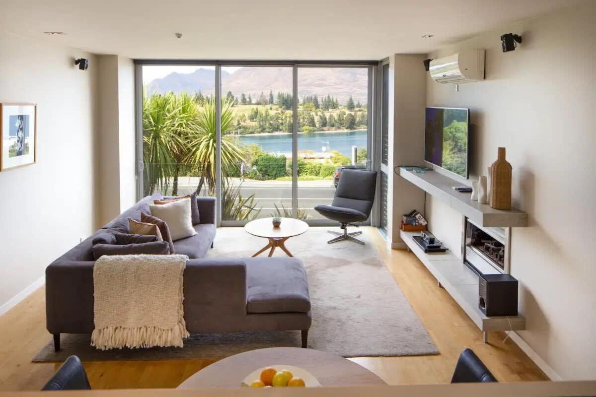 Stunning Lakeview 1 Bedroom Apartment Queenstown Luaran gambar