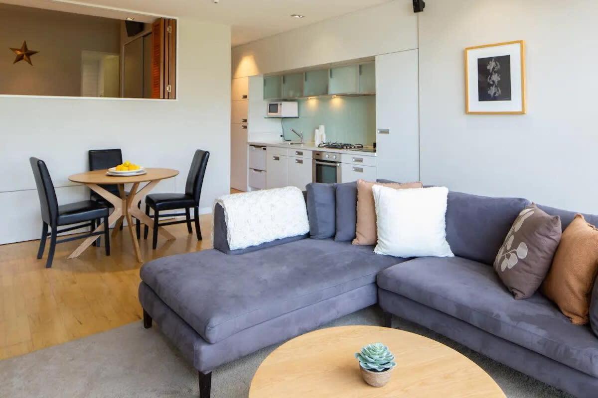 Stunning Lakeview 1 Bedroom Apartment Queenstown Luaran gambar